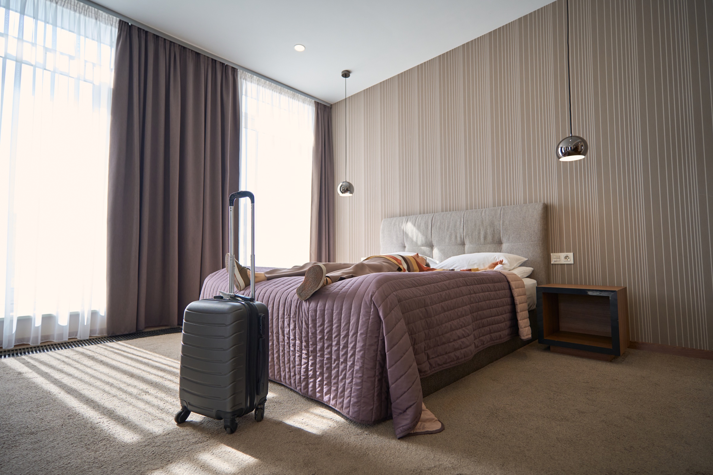 Jak wybrać hotel? Lokalizacja, dopłaty i zasady rezerwacji