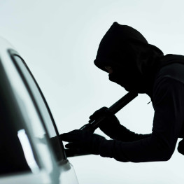 Policja odzyskuje trzy skradzione Toyoty z Niemiec
