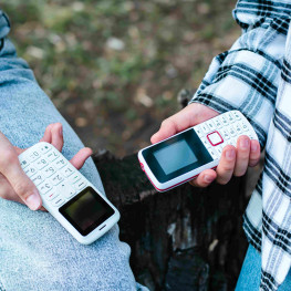 Nokia 1100: Dlaczego wciąż popularna w 2026 roku? Trwałość i wydajność